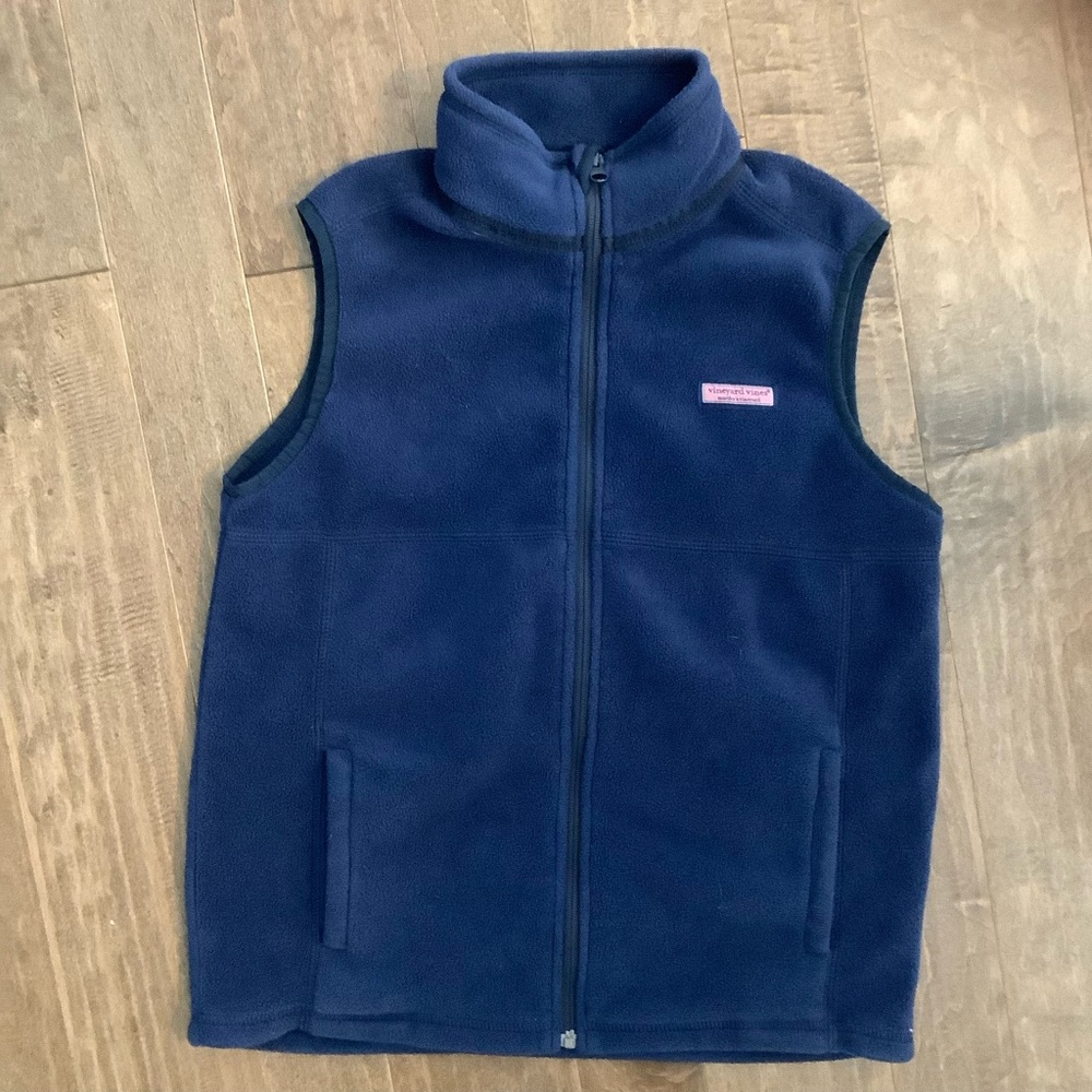 Vineyard Vines Navy Fleece Vest, L (16-18)